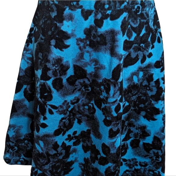 Rue21+ Blue and Black Mini Skirt Plus Size - Picture 2 of 7